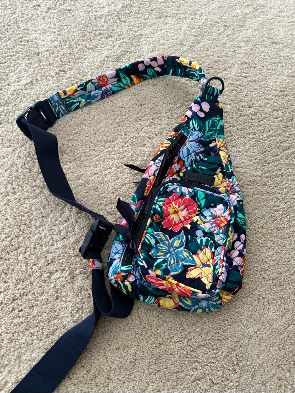 NWOT Vera Bradley Happy Blooms Sling Backpack